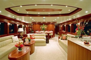 HUEYS ISLAND -  Salon